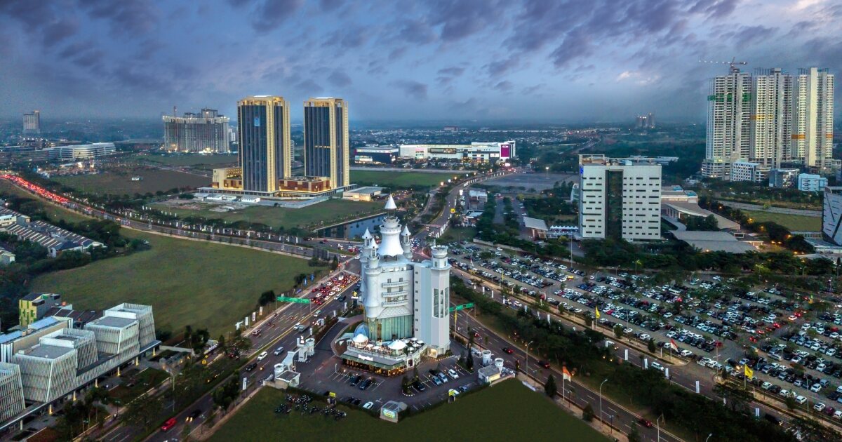 Знаковый проект Sinar Mas Land